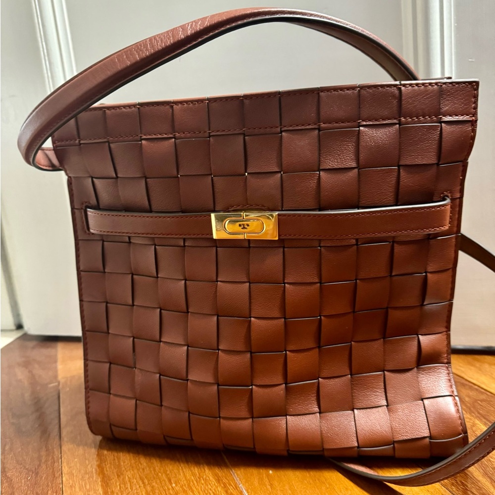 Tory Burch Lee Radziwill Woven Leather Shoulder Bag in Brown with Gold Hardware